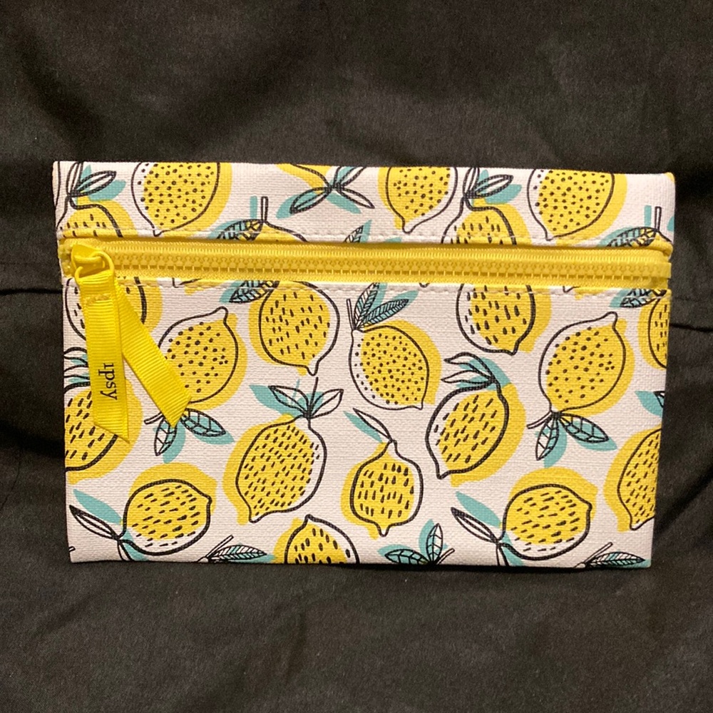 Lemon Print Cosmetics Bag